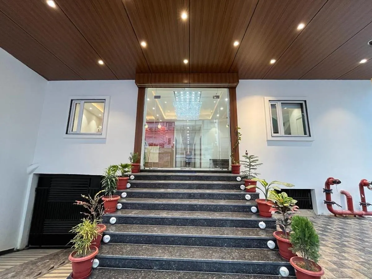 Hotel Satsang Grand Varanasi